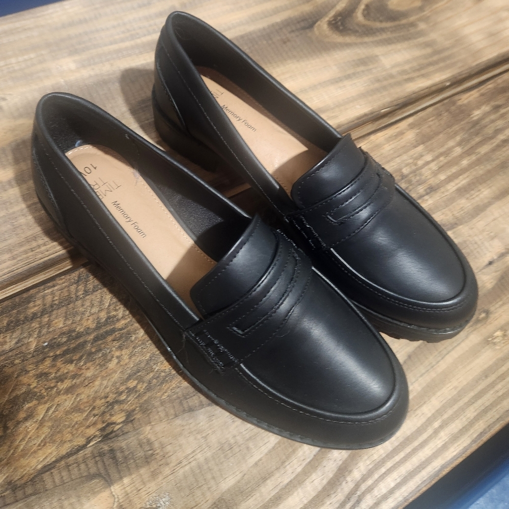 Time and tru womens loafers black size 10 wide